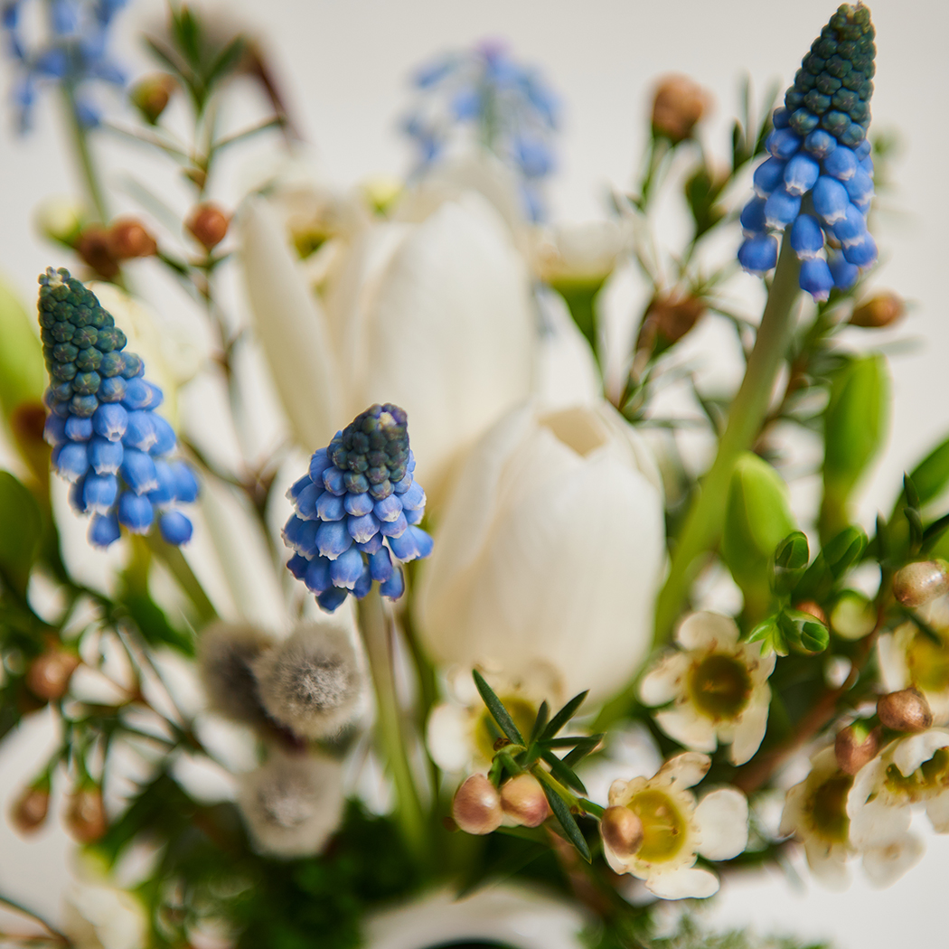 Aranjament Floral cu Gentuță Ceramică - imagine 3