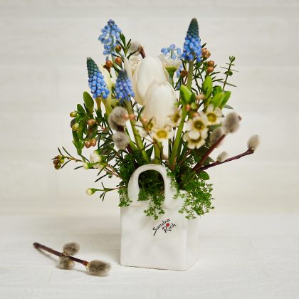 Aranjament-floral-cu-gentuta-ceramica-Aniela-Events|||Aranjament-floral-cu-gentuta-ceramica-Aniela-Events-3